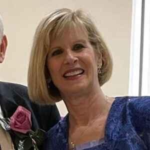 Meet your Posher, Carolyn